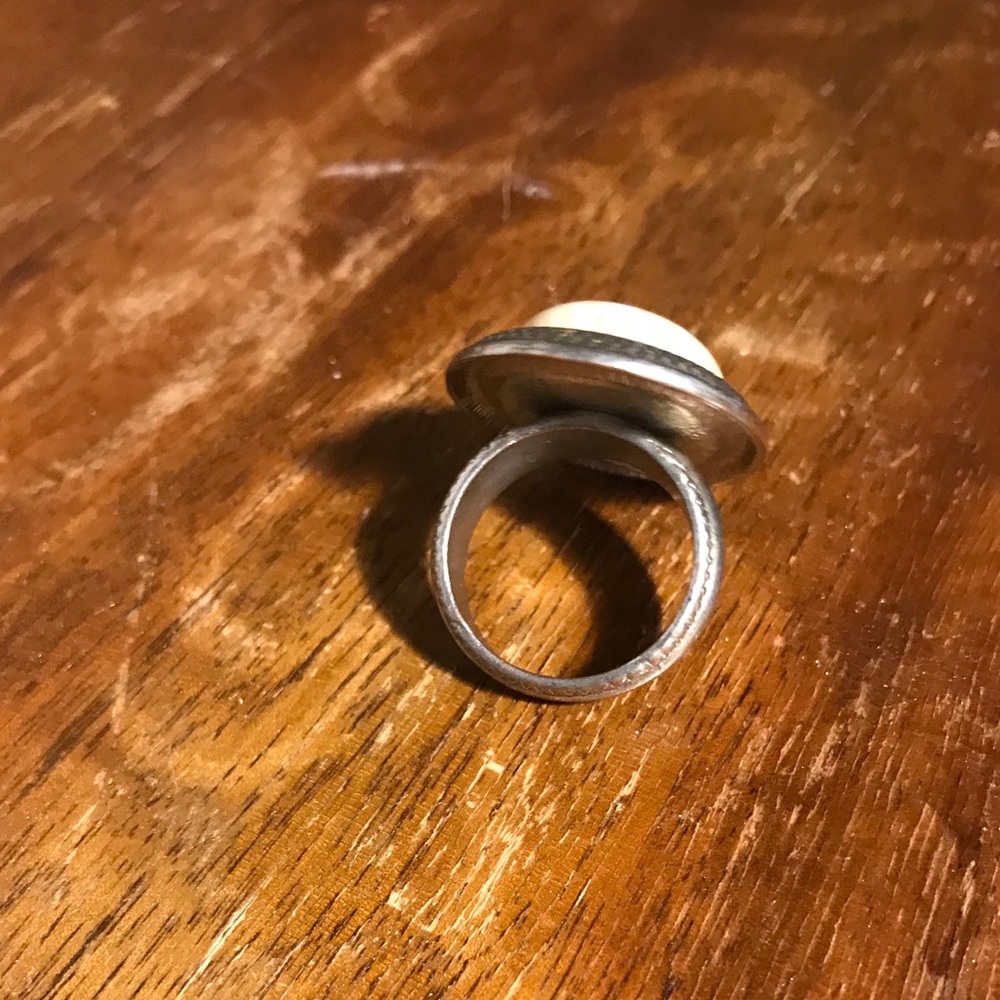 Statement Ring - Picture 2 of 2